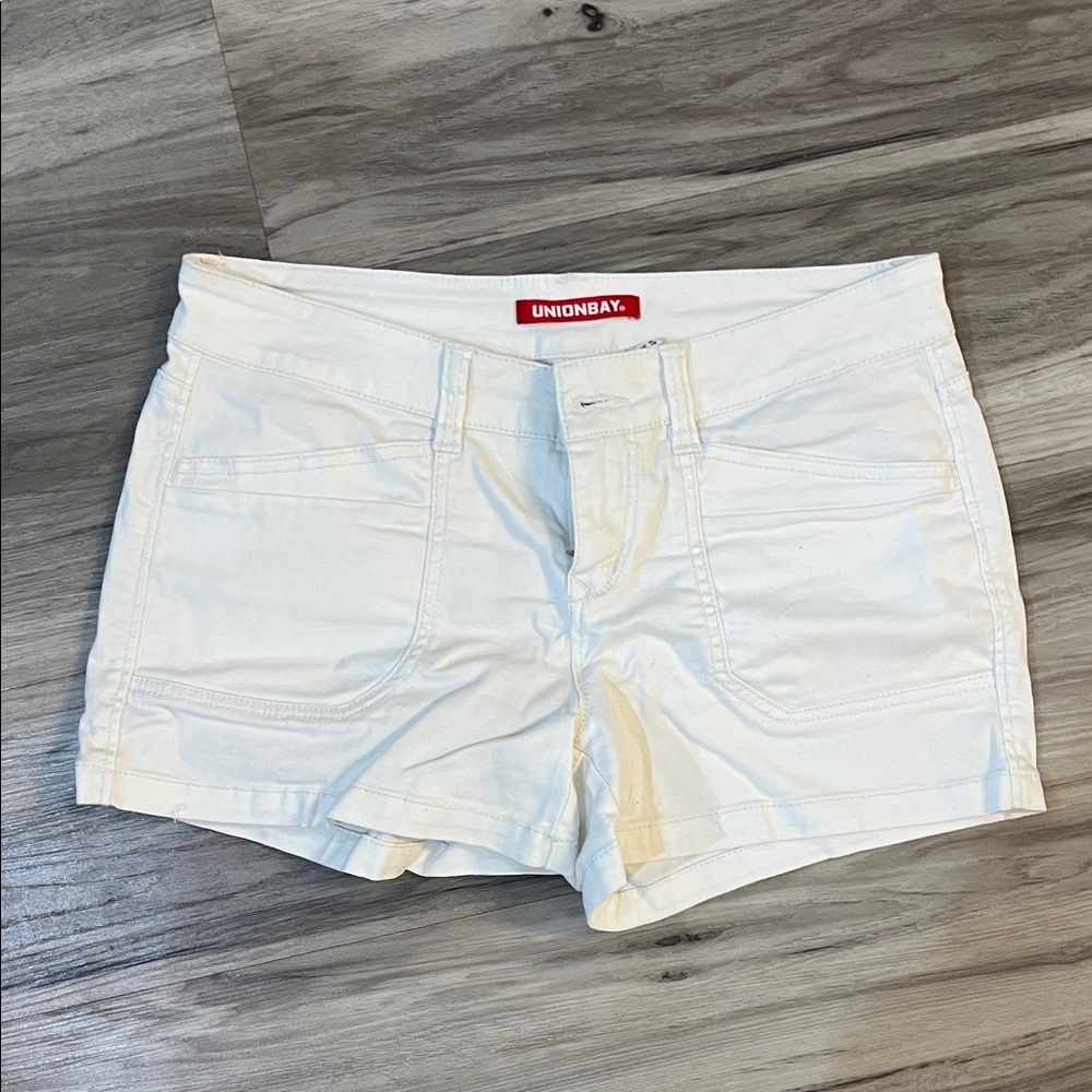 UNIONBAY Women's Cream High Waist Shorts